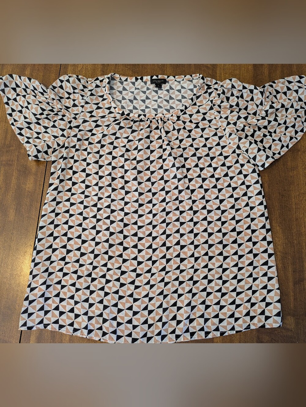 Ann TaylorGeometric Print Short Sleeve Women's Top Small